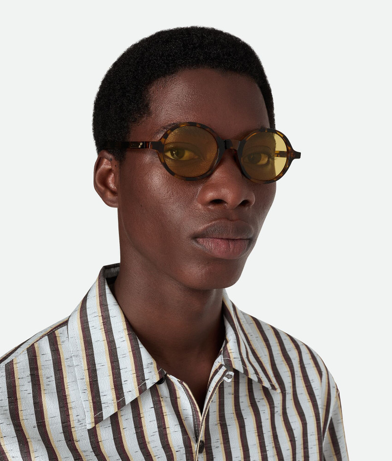 Bottega Veneta Classic Round Sunglasses outlook