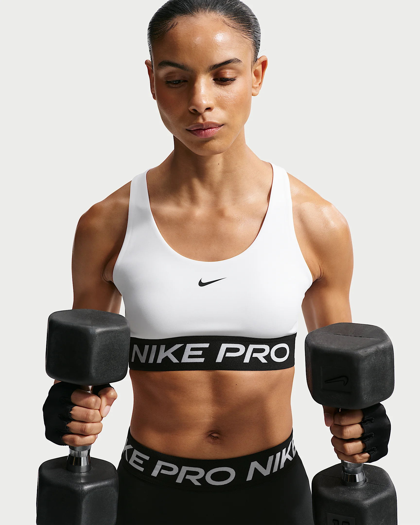 Nike Pro 365 Women's Light-Support Non-Padded Sports Bra - 1