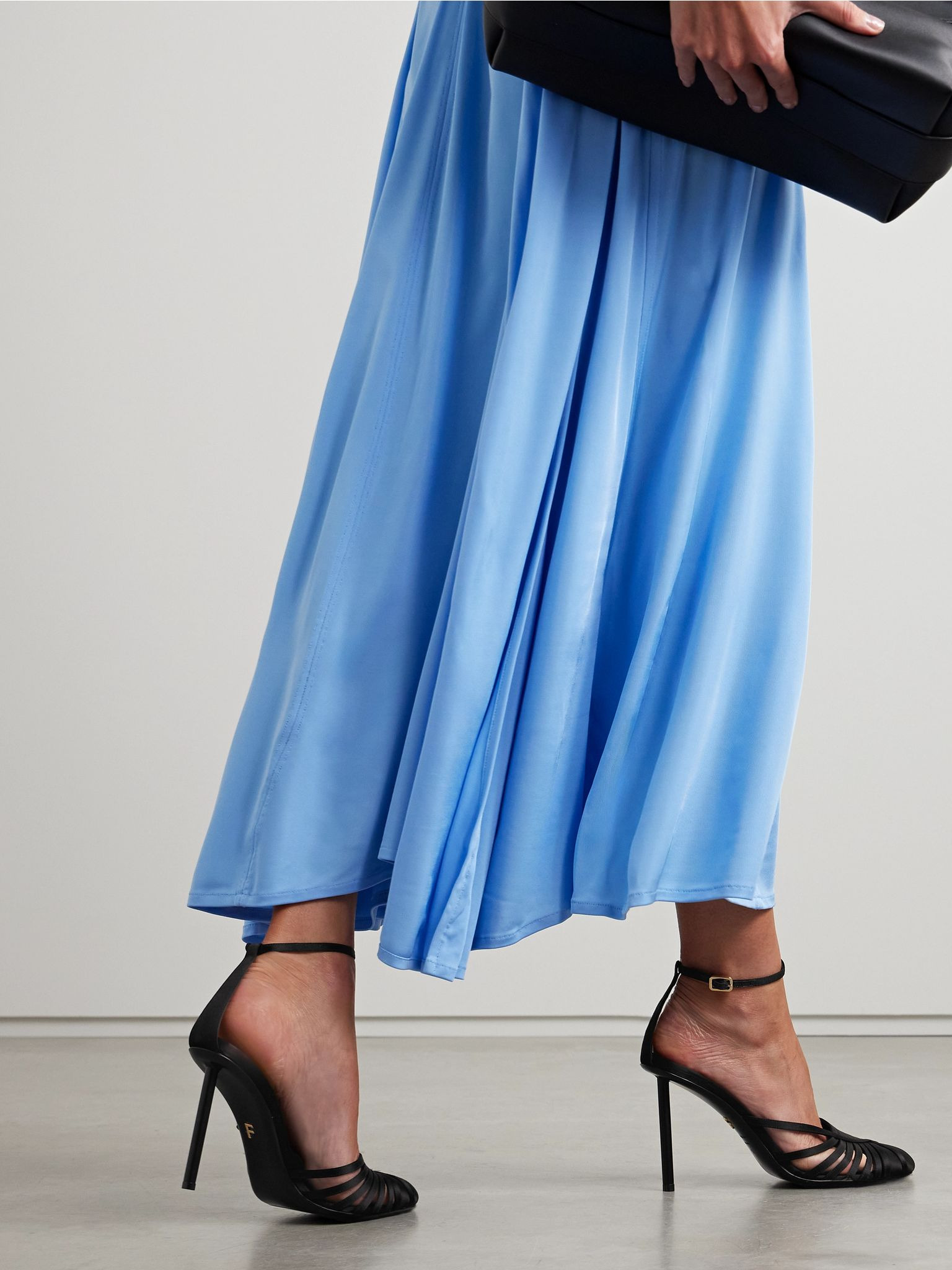 Ermelia satin pumps Black - 2