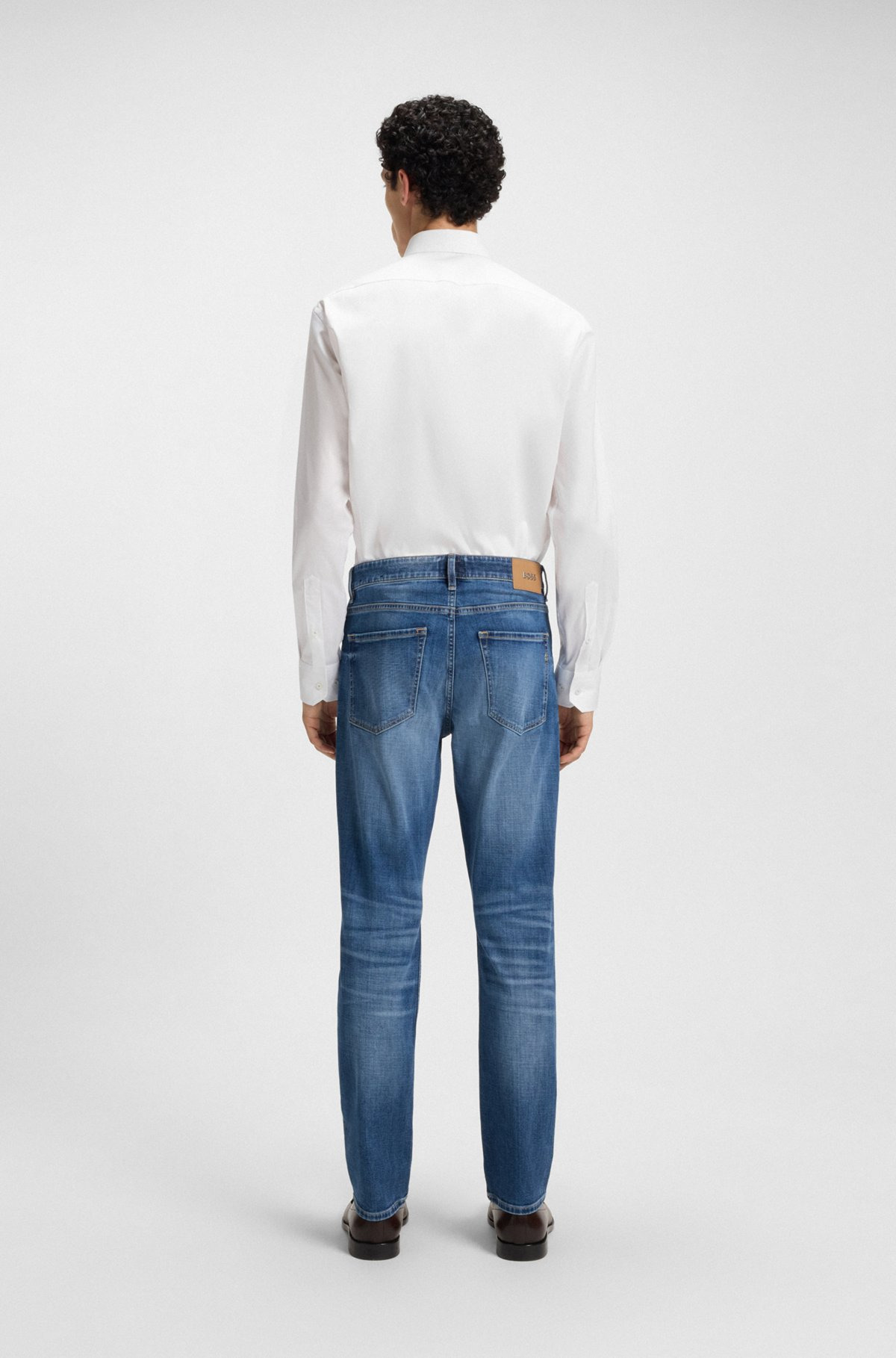 DELAWARE SLIM-FIT JEANS IN BLUE COMFORT-STRETCH DENIM - 4