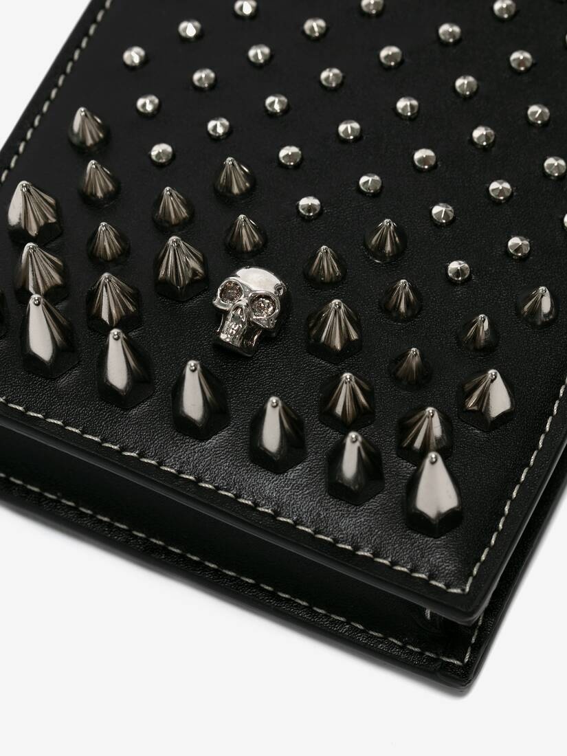Women's Skull Phone Case With Chain in Black - 4