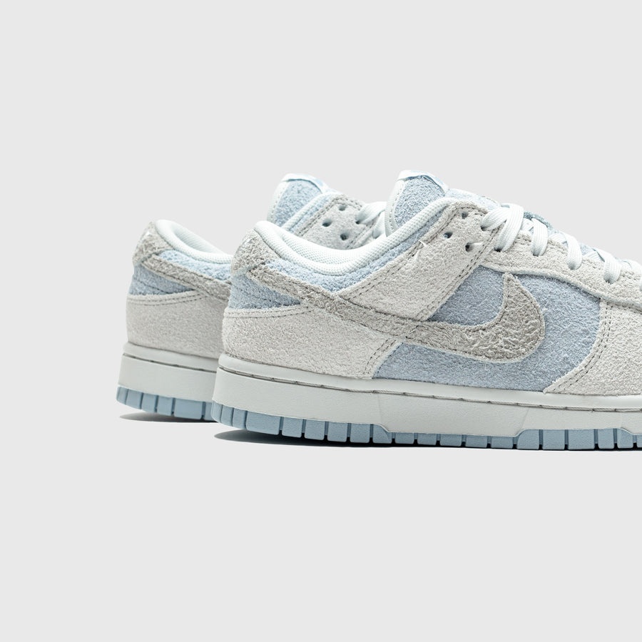 WMNS DUNK LOW "ARMORY BLUE" - 5
