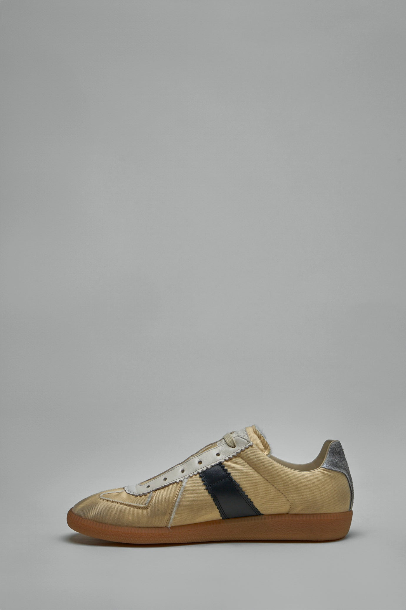 Replica - 3