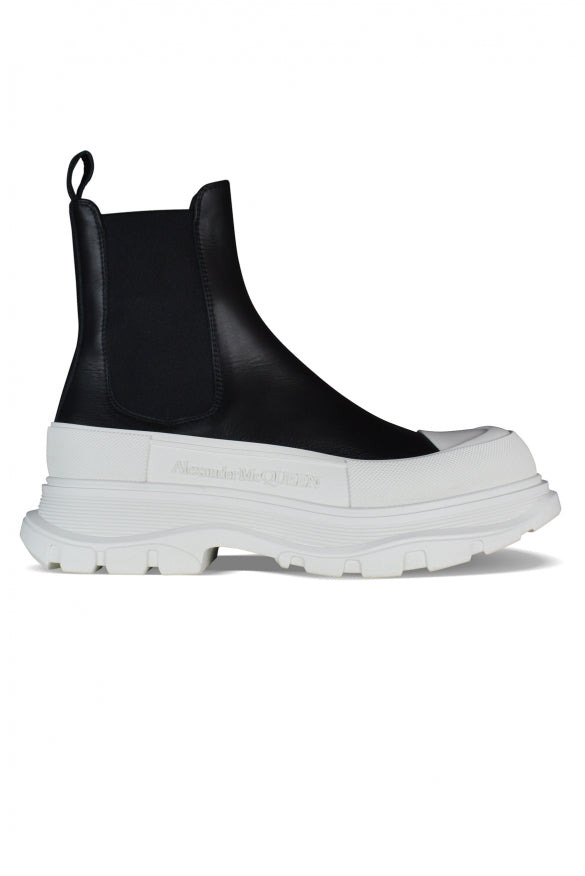 Alexander Mcqueen Men Tread Slick Boots - 1