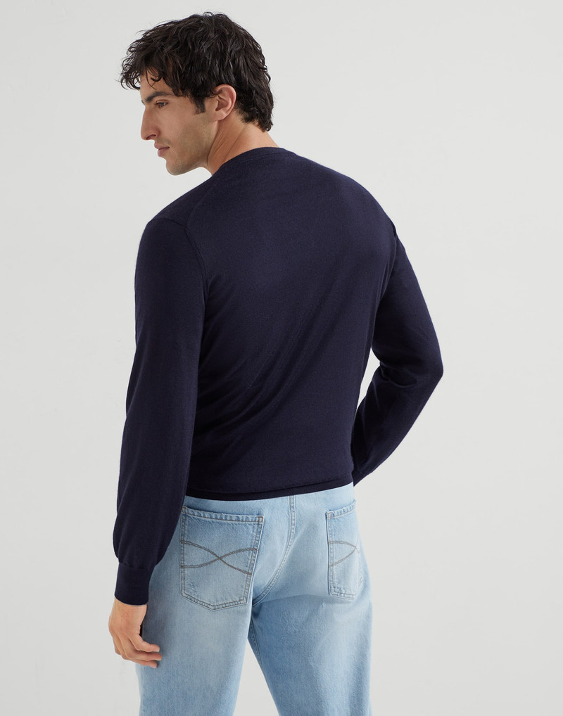 Brunello Cucinelli Cashmere and silk lightweight sweater outlook