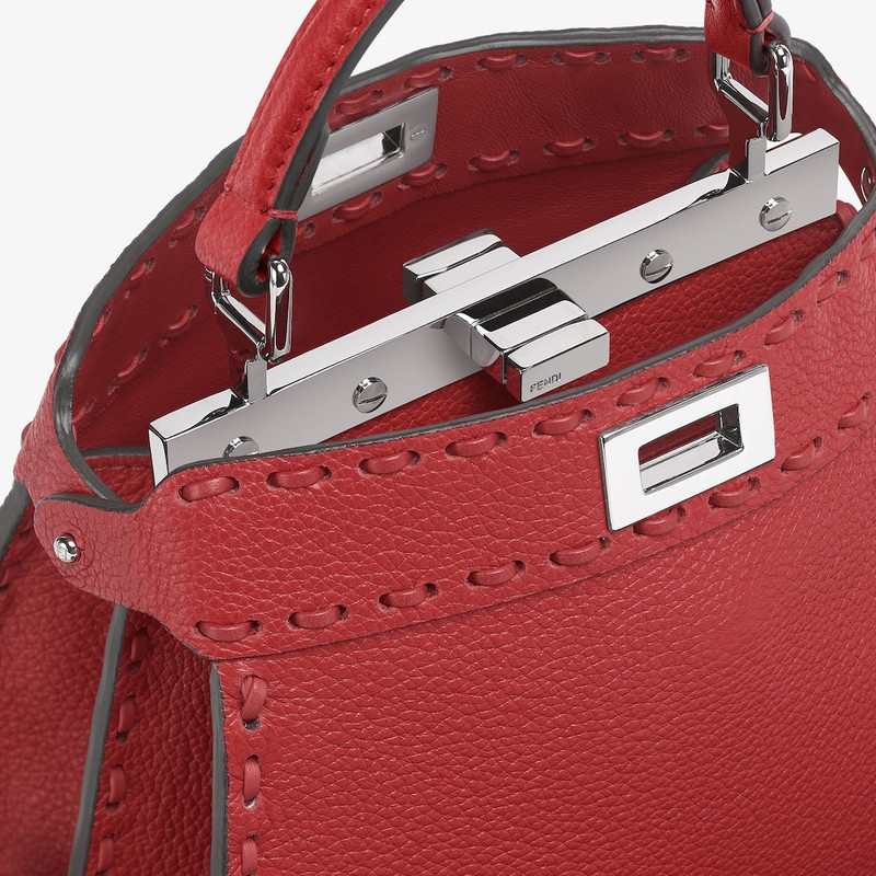 Peekaboo ISeeU Petite 5