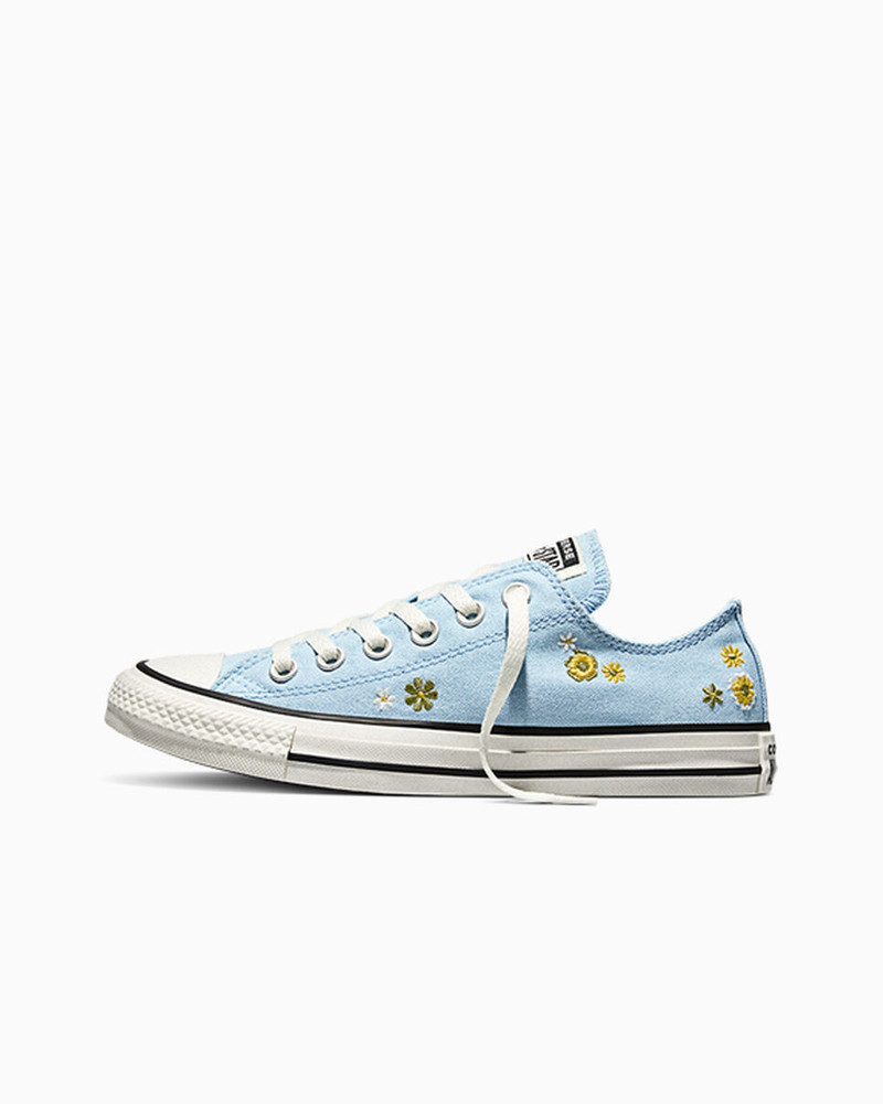 Chuck Taylor All Star Embroidered Florals 2