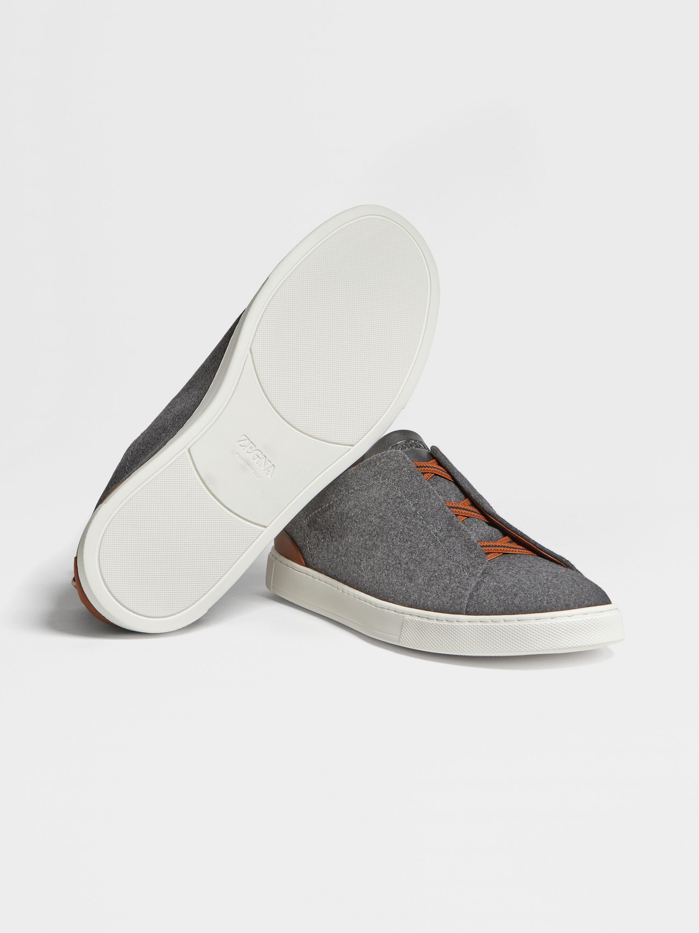 GREY #USETHEEXISTING™ TRIPLE STITCH™ SNEAKERS - 5