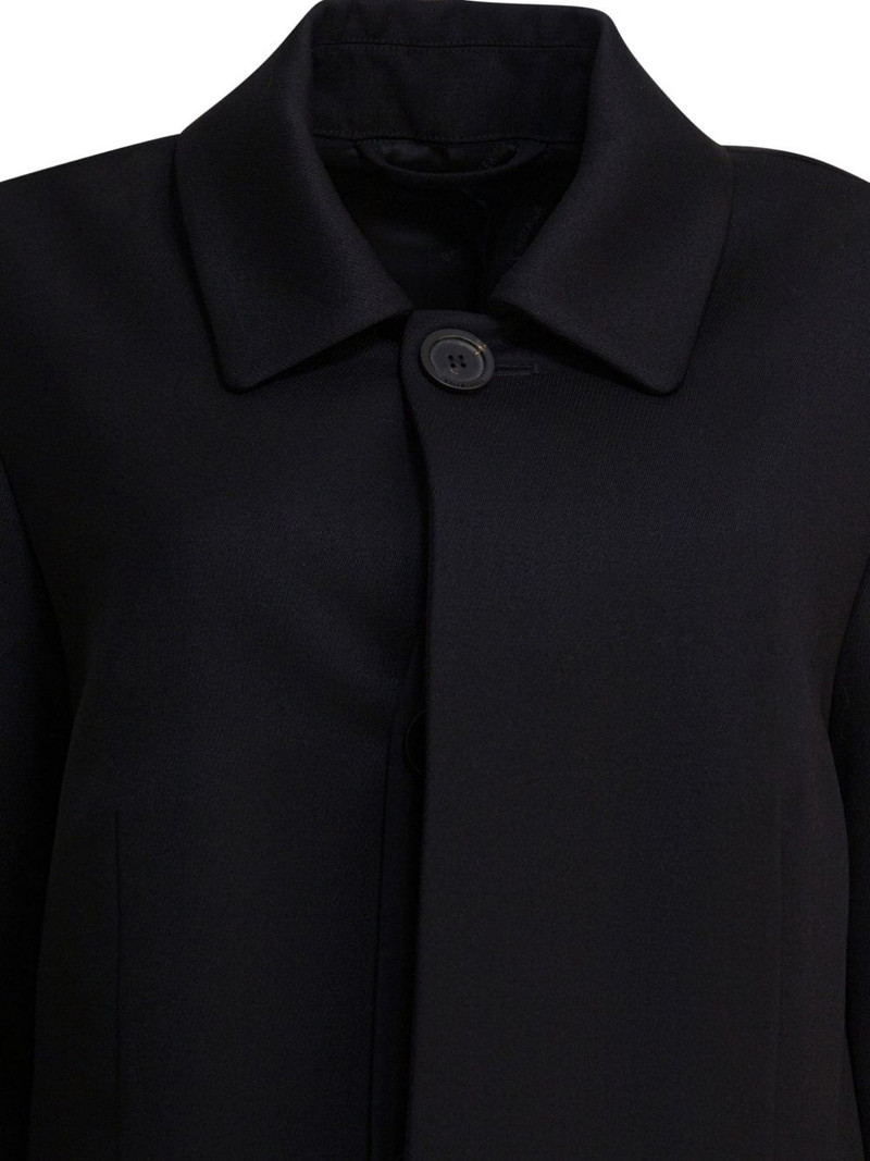 buttoned jacket 3