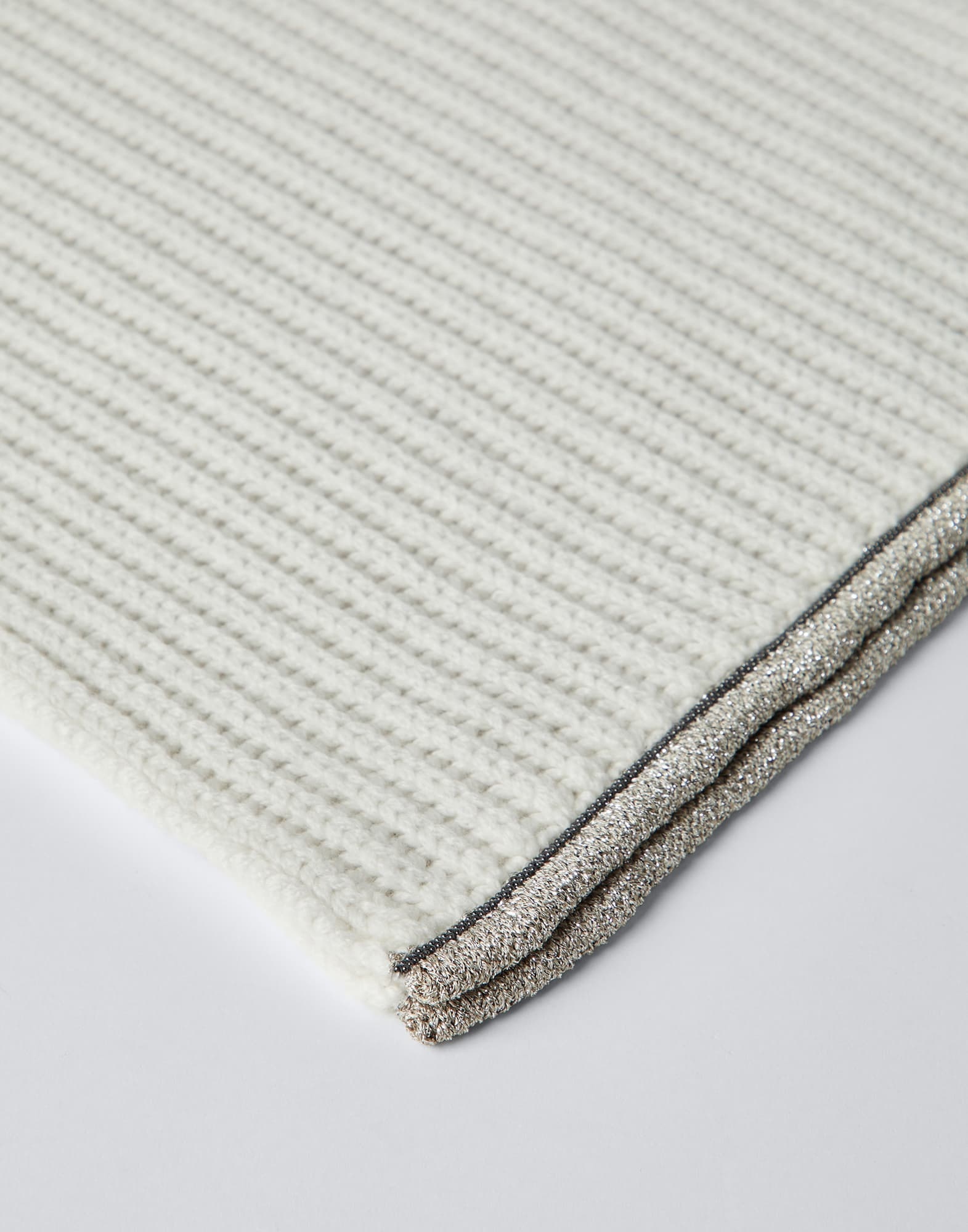 English rib knit scarf in cashmere feather yarn with sparkling trim and monili - 2