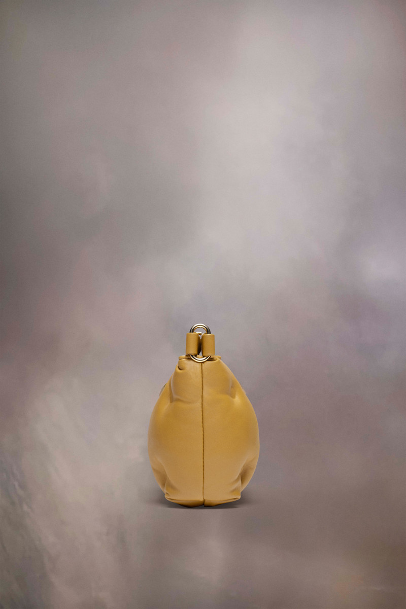 Maison Margiela Glam Slam Recicla Red Carpet outlook