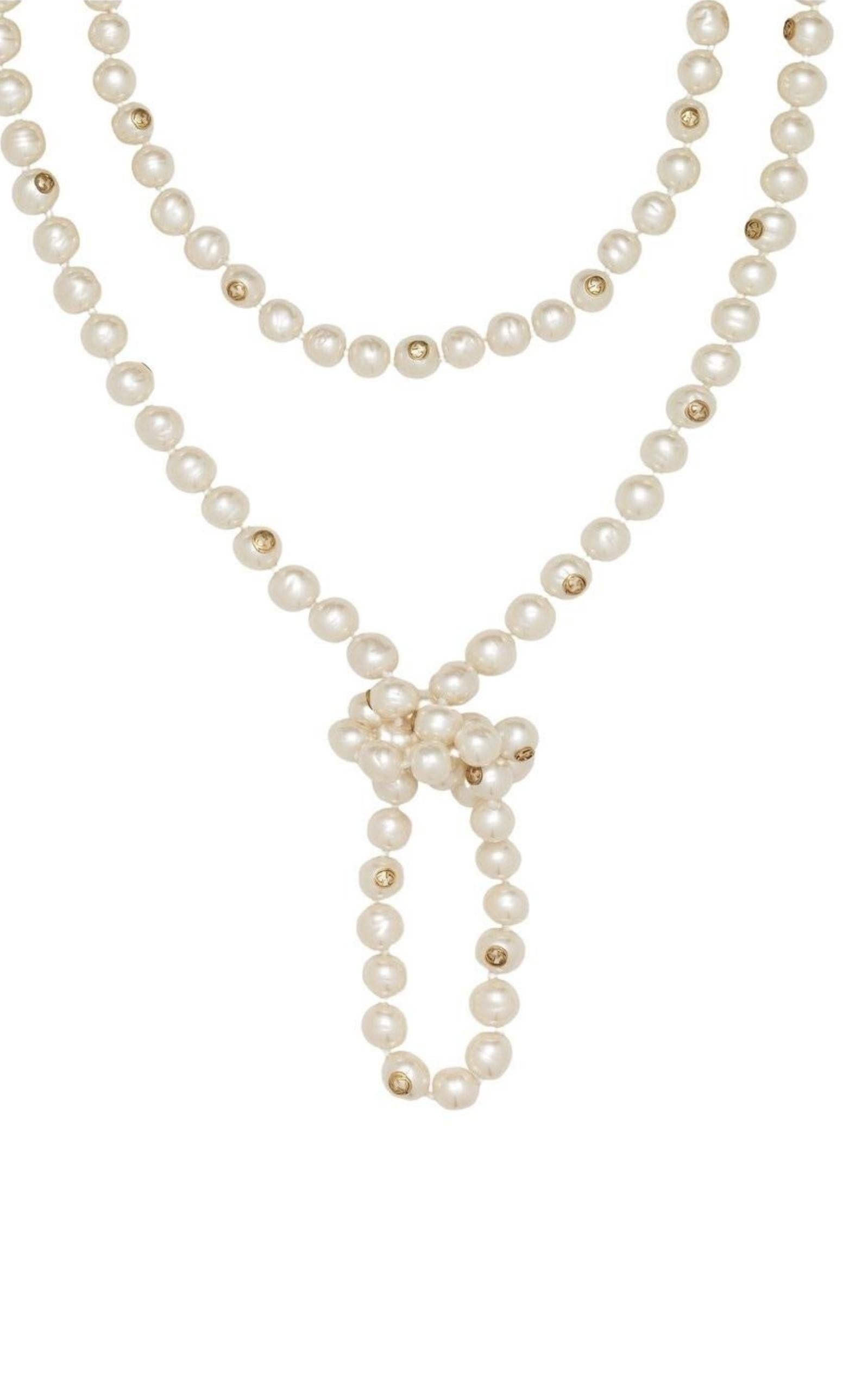 White Faux Pearls Necklace - 3