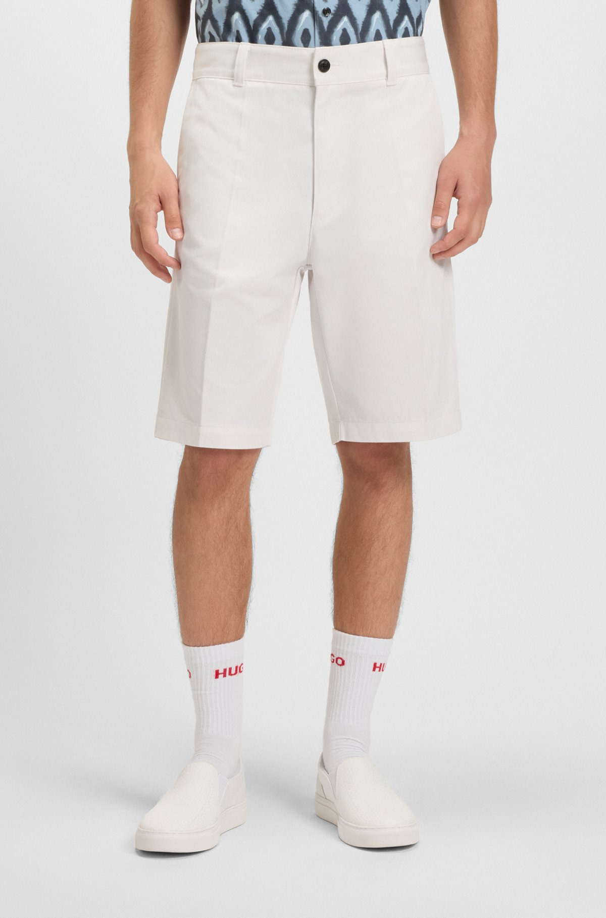 REGULAR-FIT SHORTS WITH SLIM LEG AND BUTTONED POCKETS - 2
