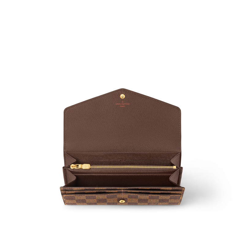 Sarah Wallet 4