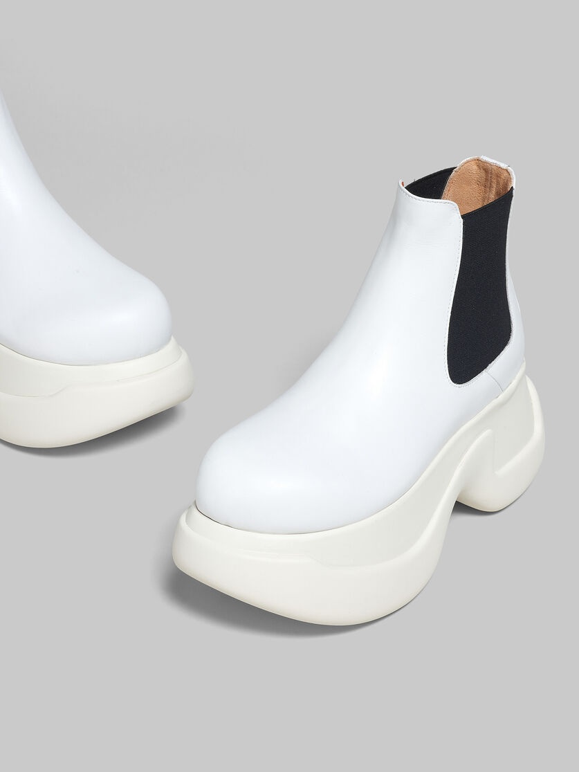 WHITE LEATHER ARAS 23 CHELSEA BOOT - 4