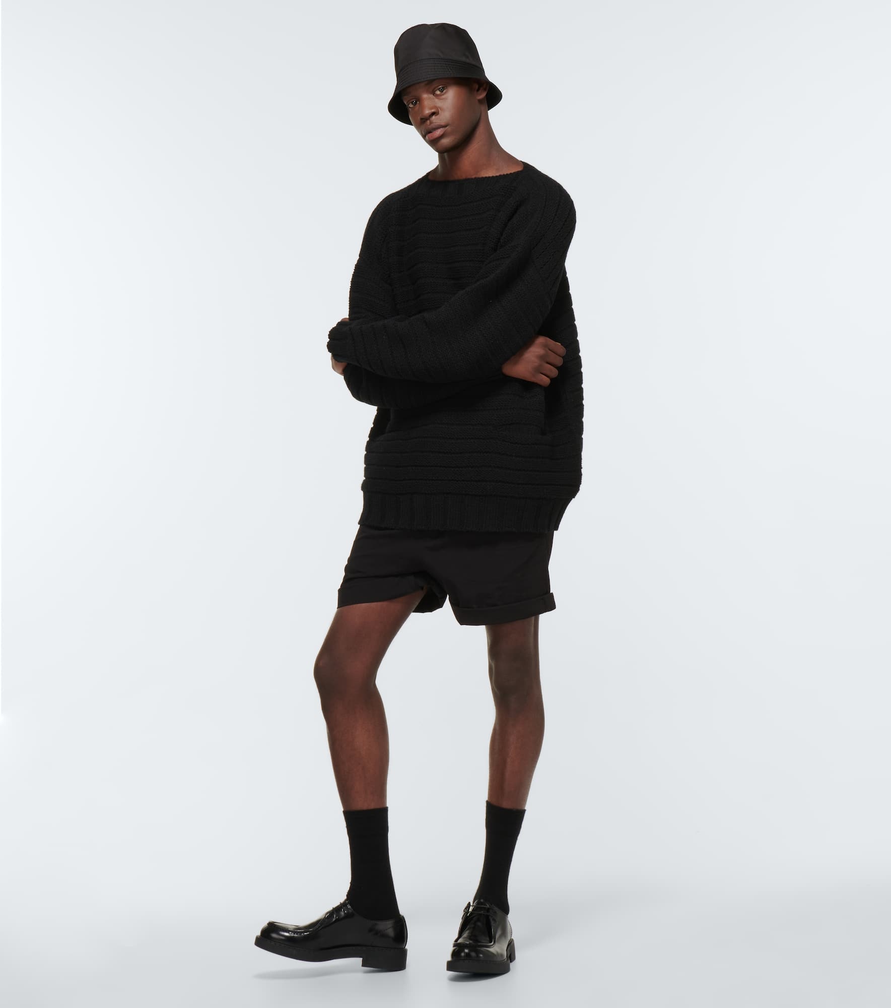 Long-sleeved wool sweater - 2