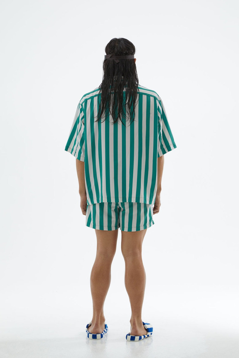 SHORTSLEEVED GREEN & WHITE NYLON SHIRT 7