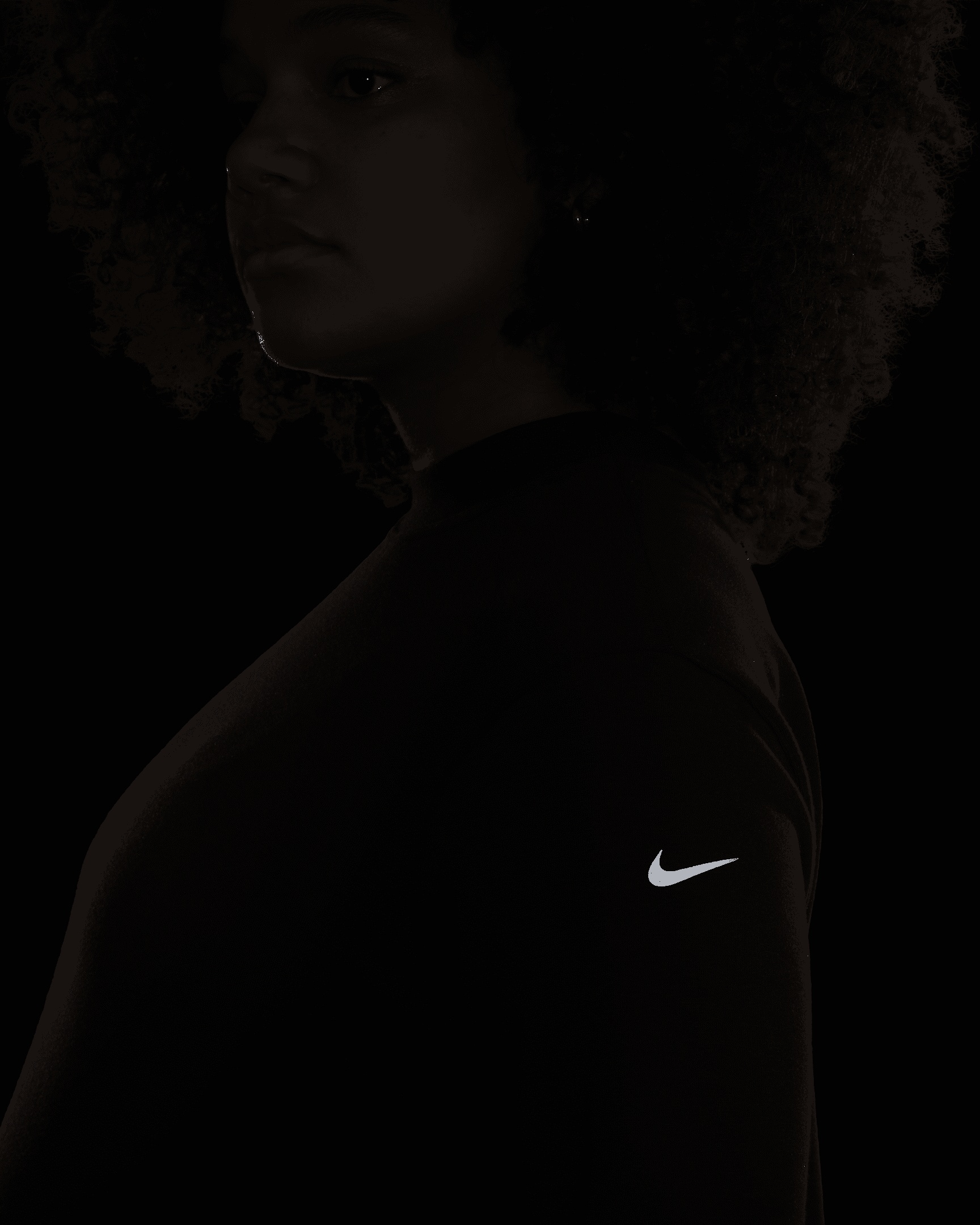 Nike (M) One Women's Reversible French Terry Pullover Top (Maternity) - 9