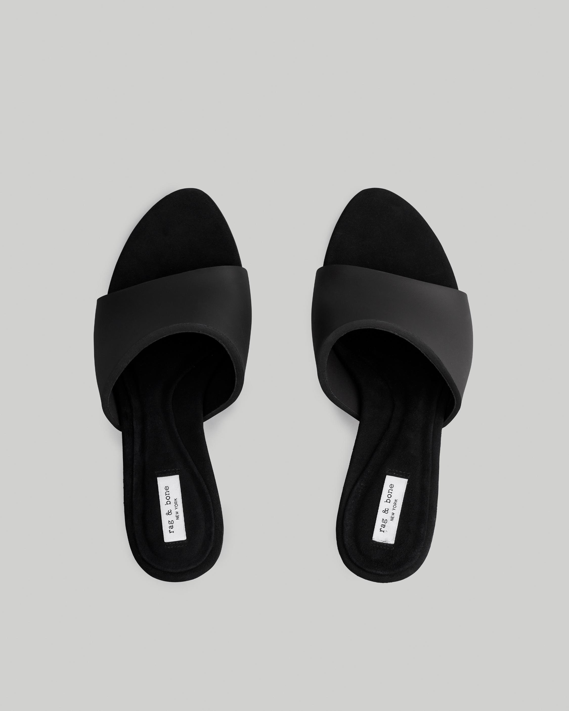 Vesper Sandal - Eva
Heeled Sandal - 3