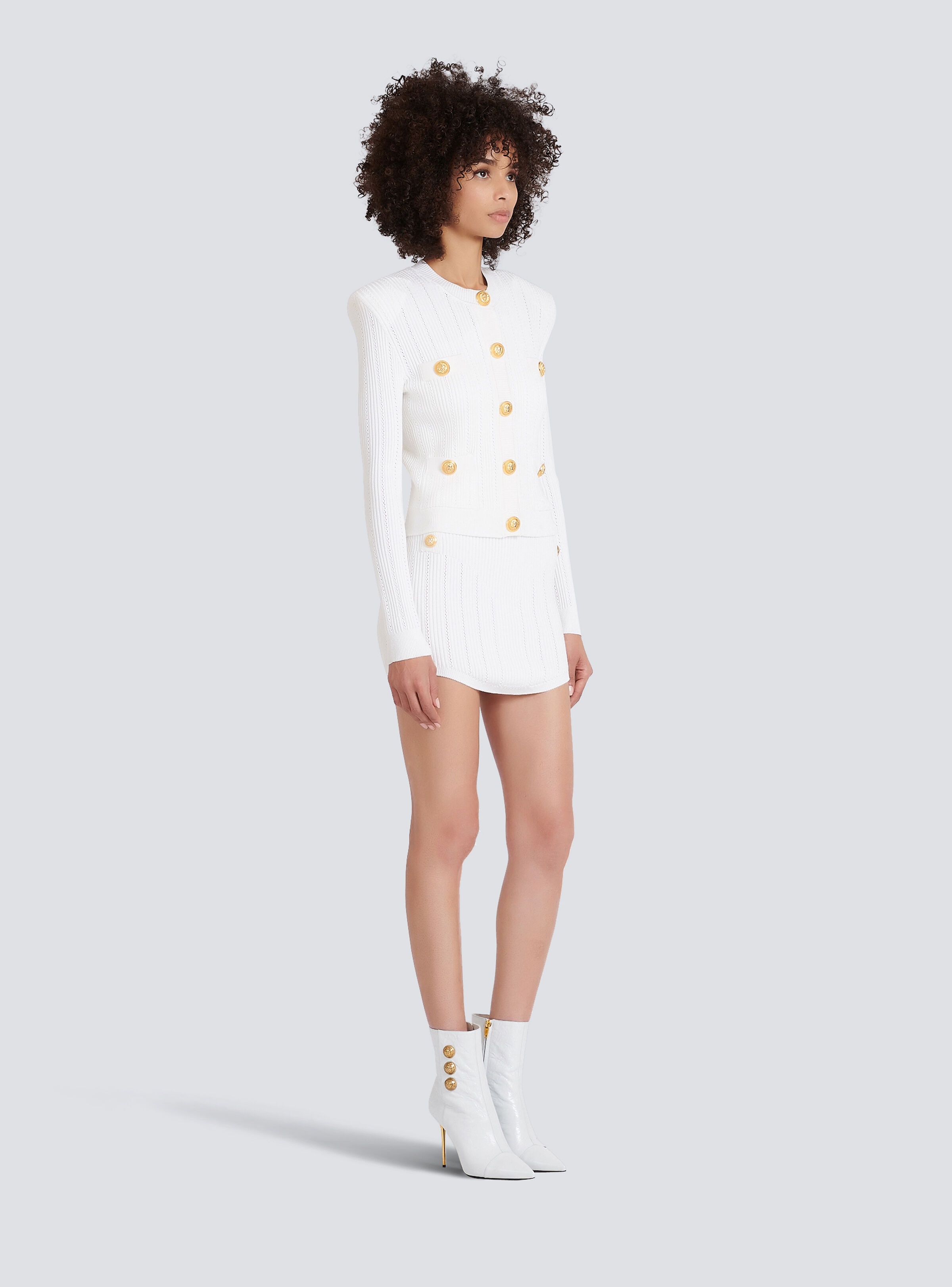Knit cardigan with gold buttons - 5