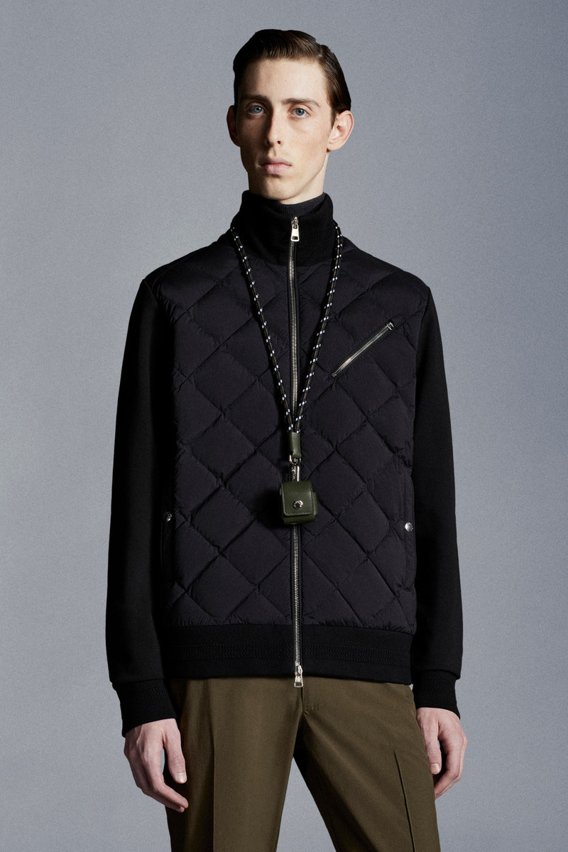Moncler Leather Earphones Case outlook
