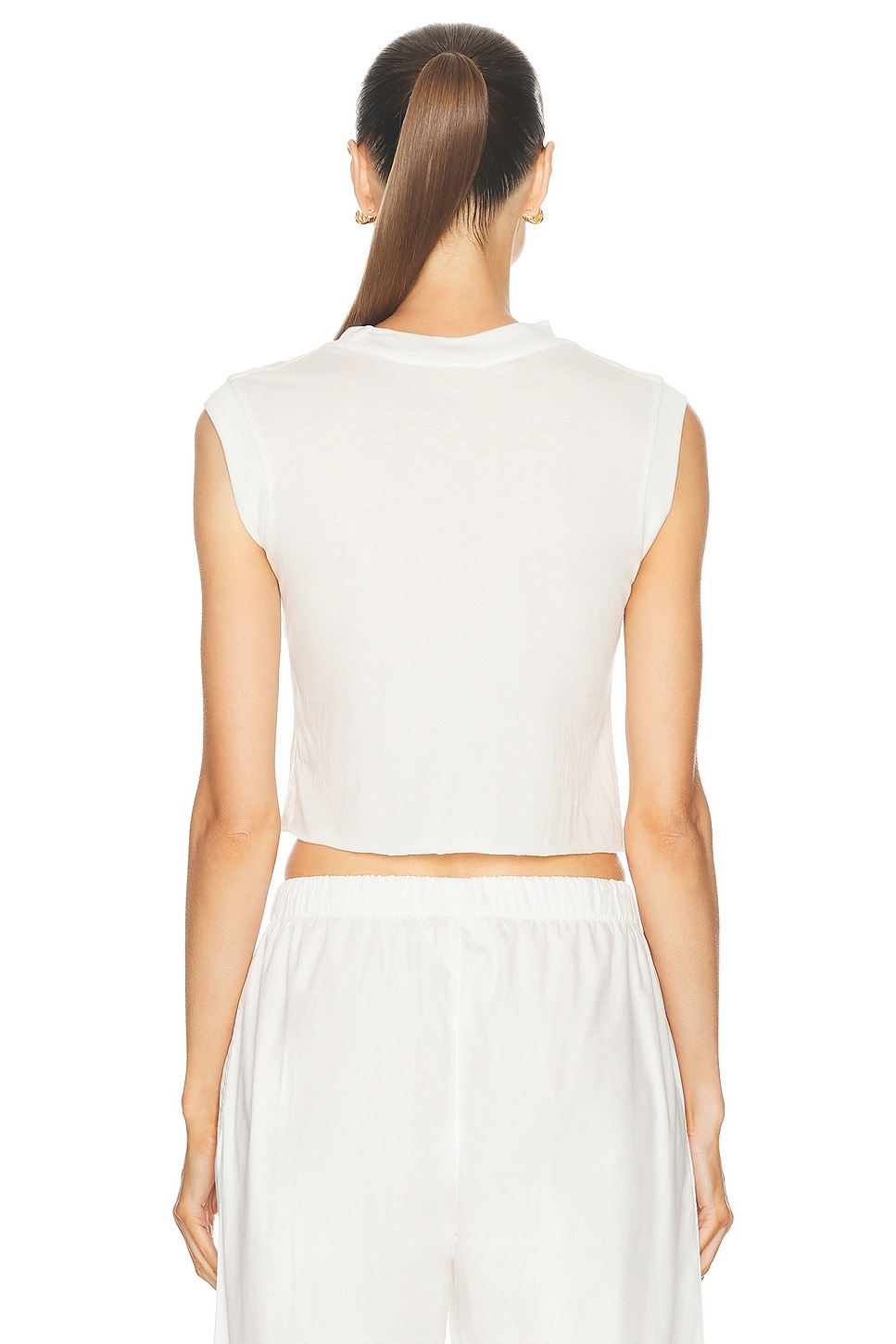 Cropped Muscle Tank Top - 3