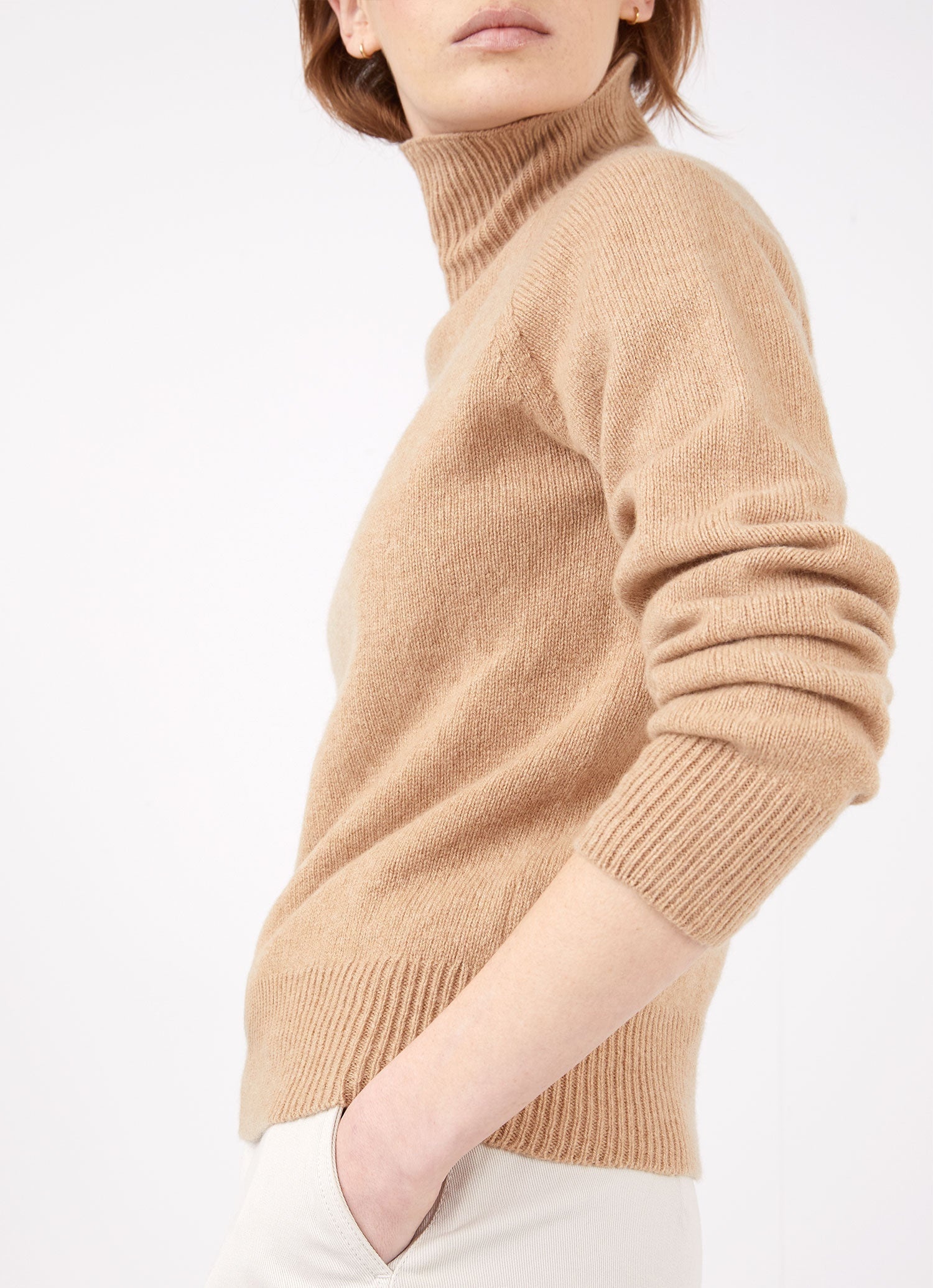 Lambswool Funnel neck jumper - 1