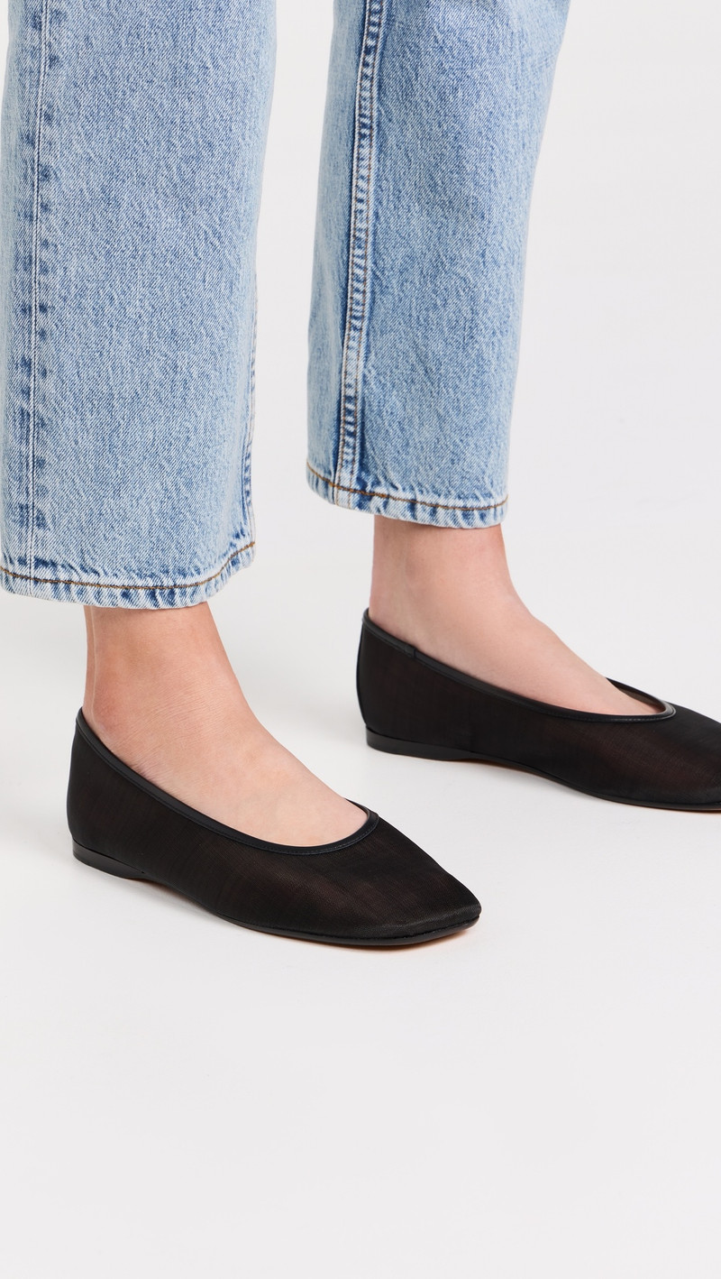 Vince Leah Mesh Flats outlook