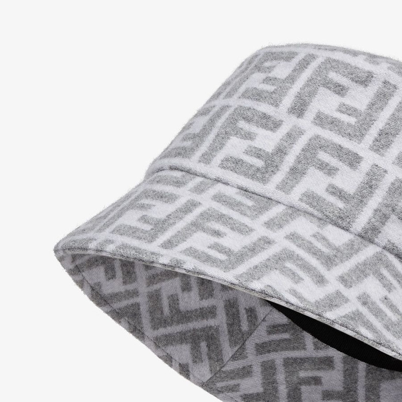 FENDI Gray wool and silk hat outlook