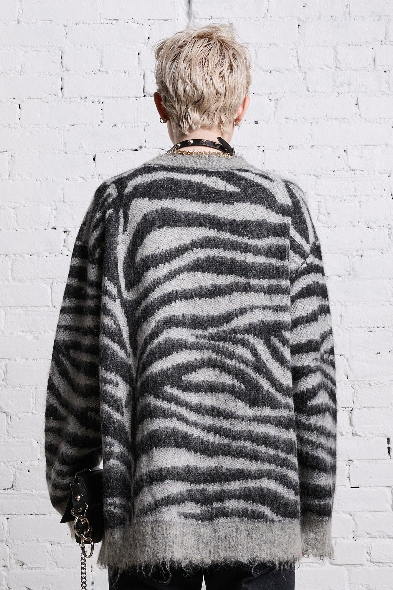 MOHAIR BOYFRIEND CARDIGAN - ZEBRA JACQUARD - 5