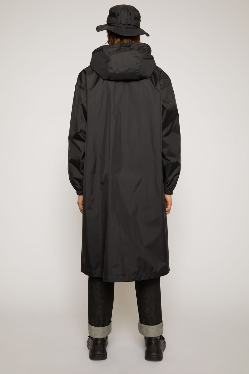 Face plaque technical raincoat black 5