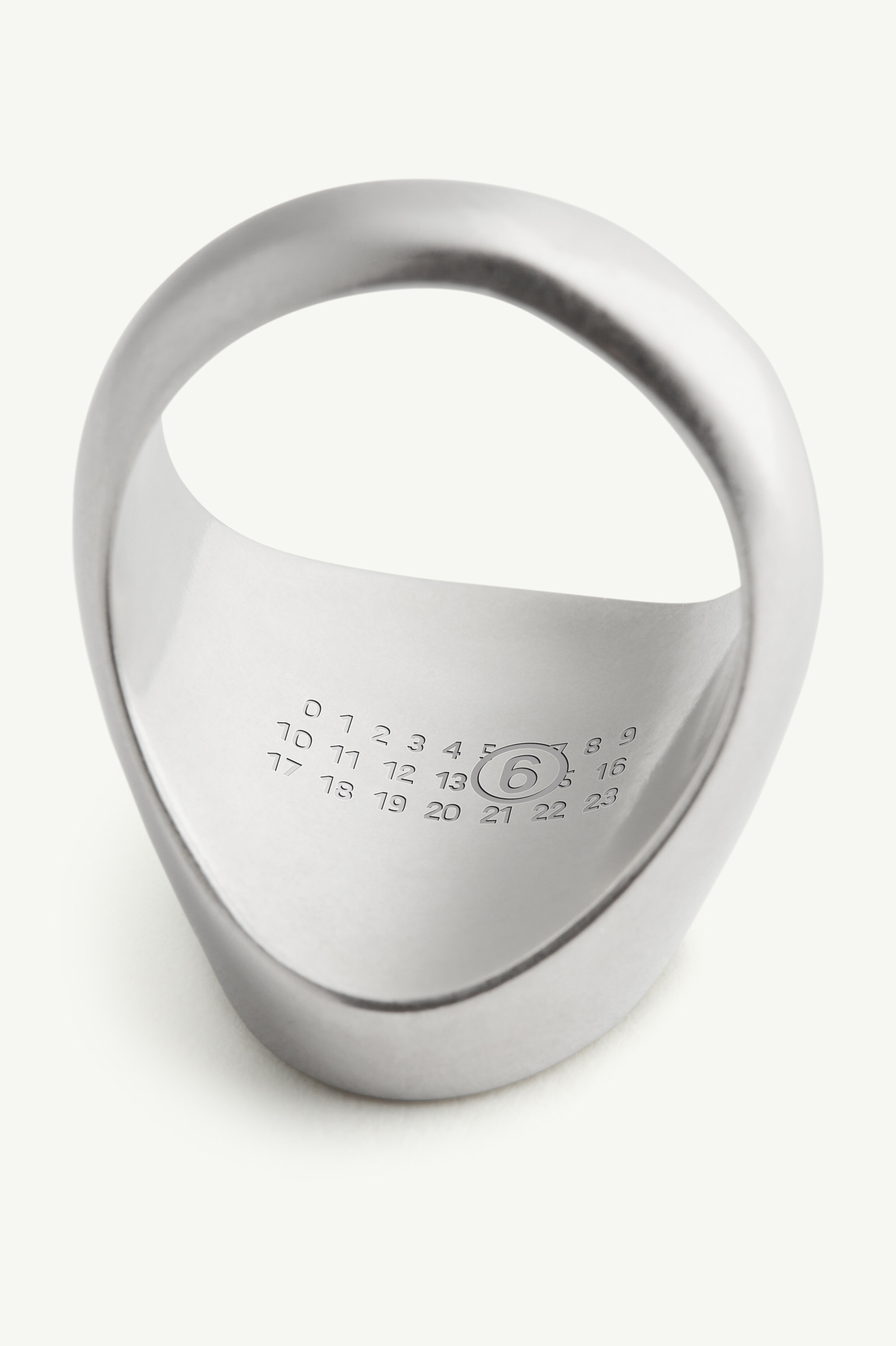 MM6 Maison Margiela Signet Ring | REVERSIBLE