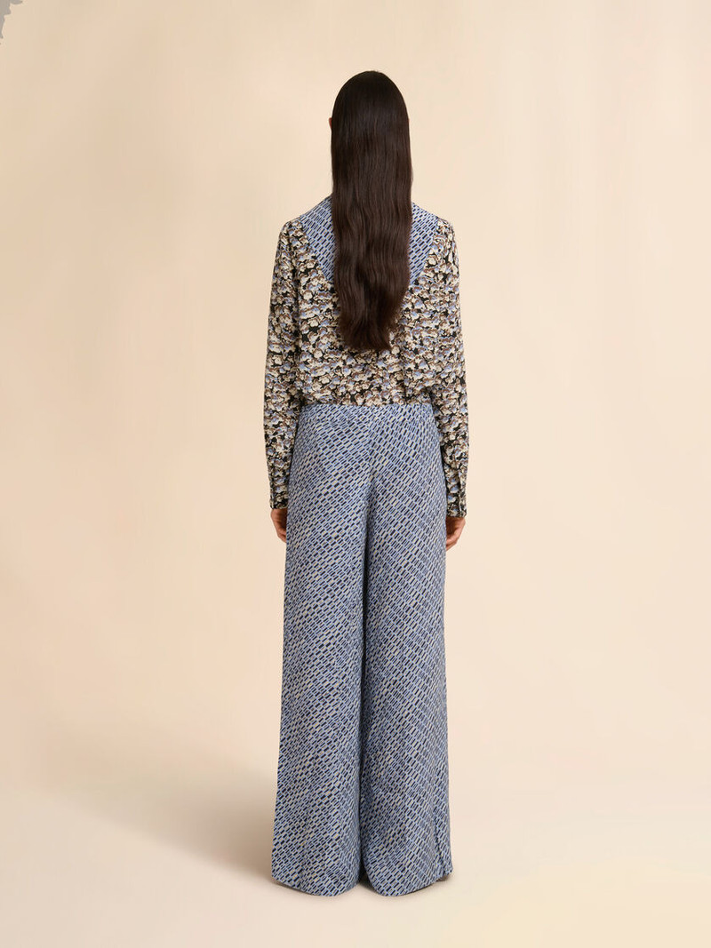 BLUE CRÊPE DE CHINE PANTS WITH CRISS CROSS PRINT 3