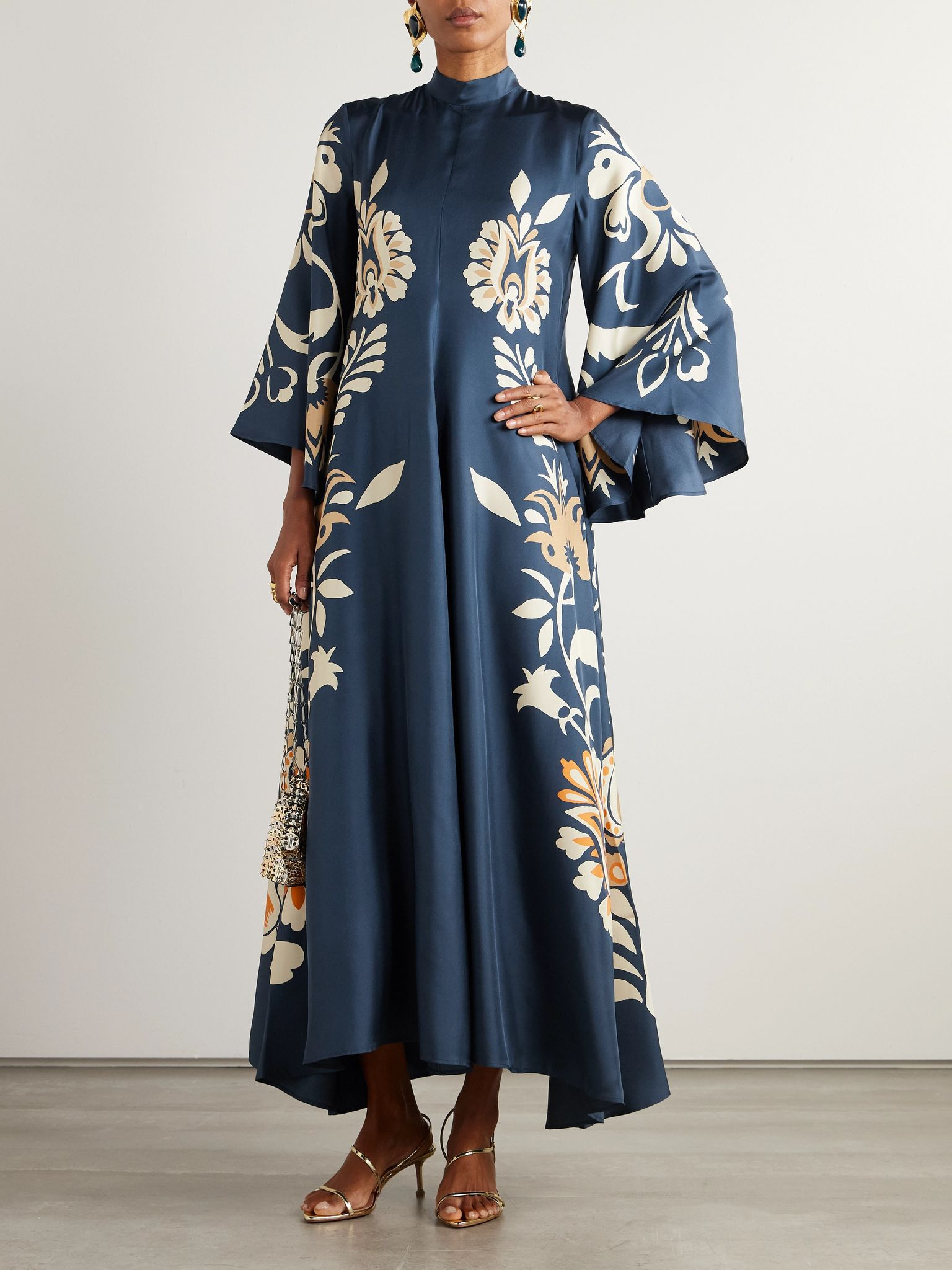 Scarf-detailed printed silk-twill maxi dress Blue - 2