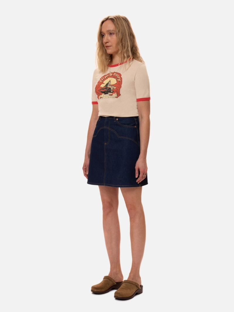 Nudie Jeans Lova Mountain Cream outlook