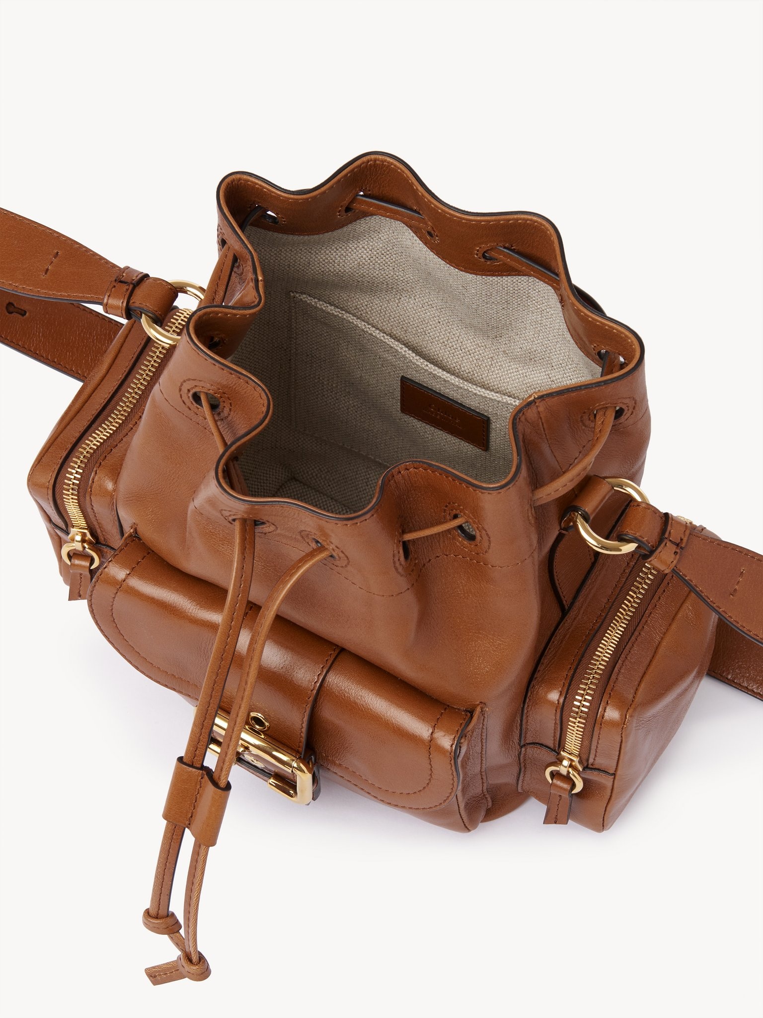 CAMERA BUCKET BAG IN SHINY LEATHER - 5