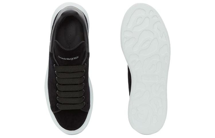 (WMNS) Alexander McQueen Oversized Sneaker 'Smooth Black' 553775W4FKT1000 - 5