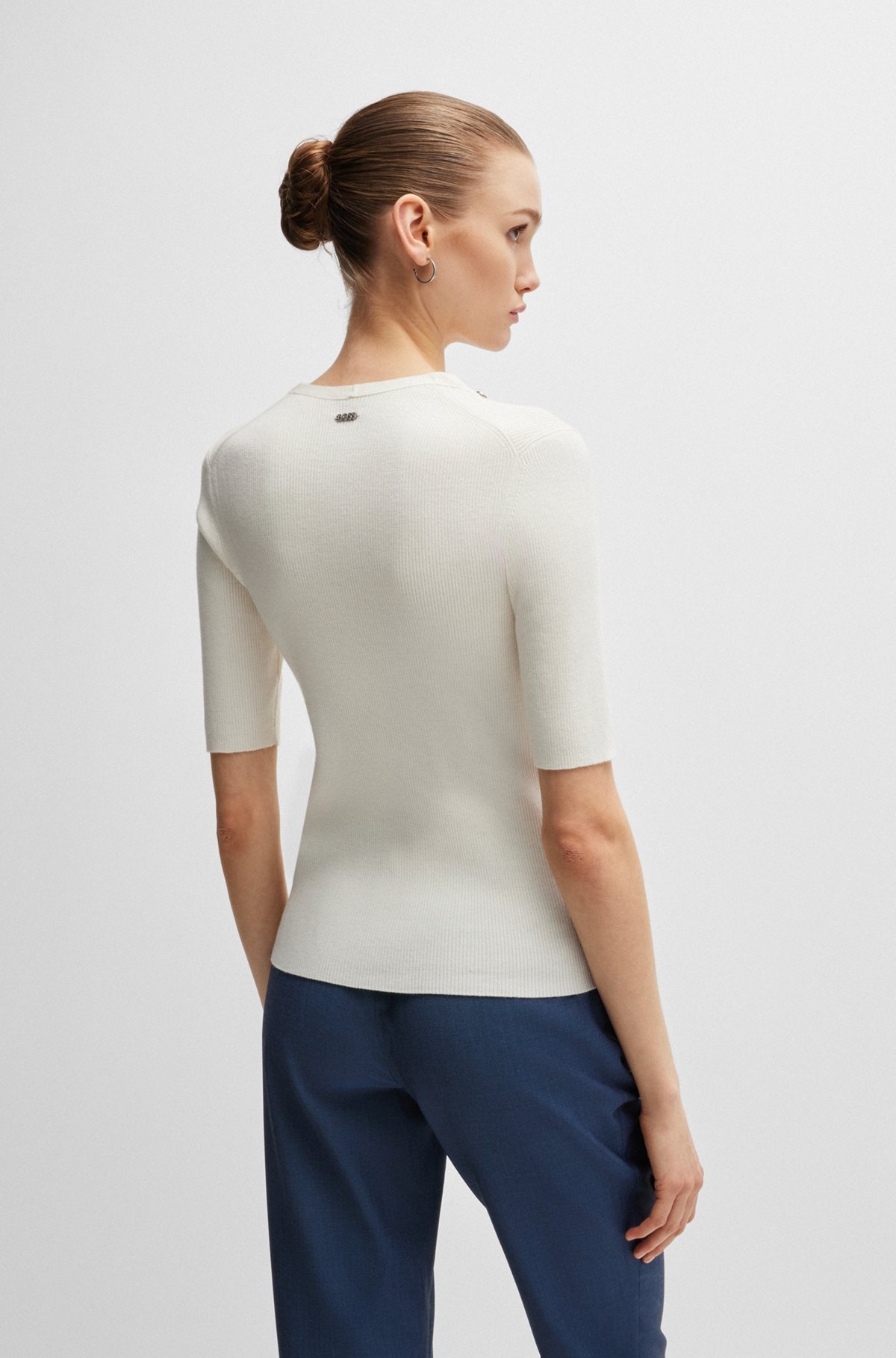 SHORT-SLEEVED SWEATER IN STRETCH FABRIC WITH HARDWARE DETAILS - 4