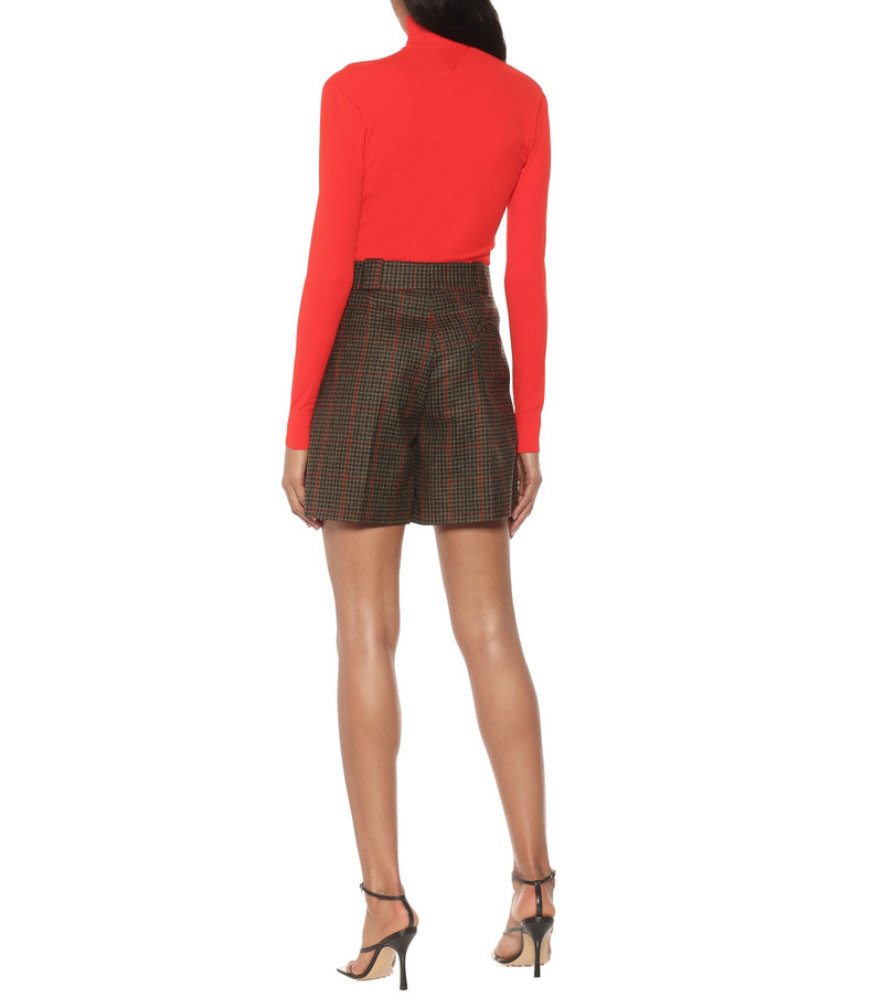 Fell checked wool shorts 3