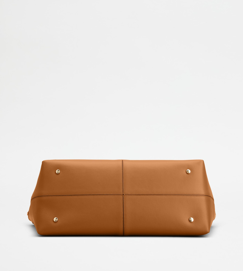 TOD'S DI FOLIO IN LEATHER MEDIUM - 블로윈 6