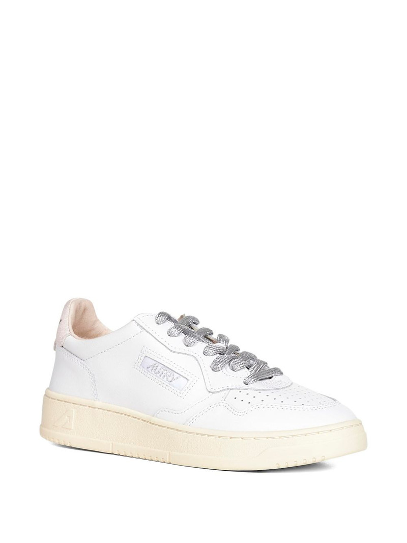 AUTRY Medalist micro-perforated sneakers outlook