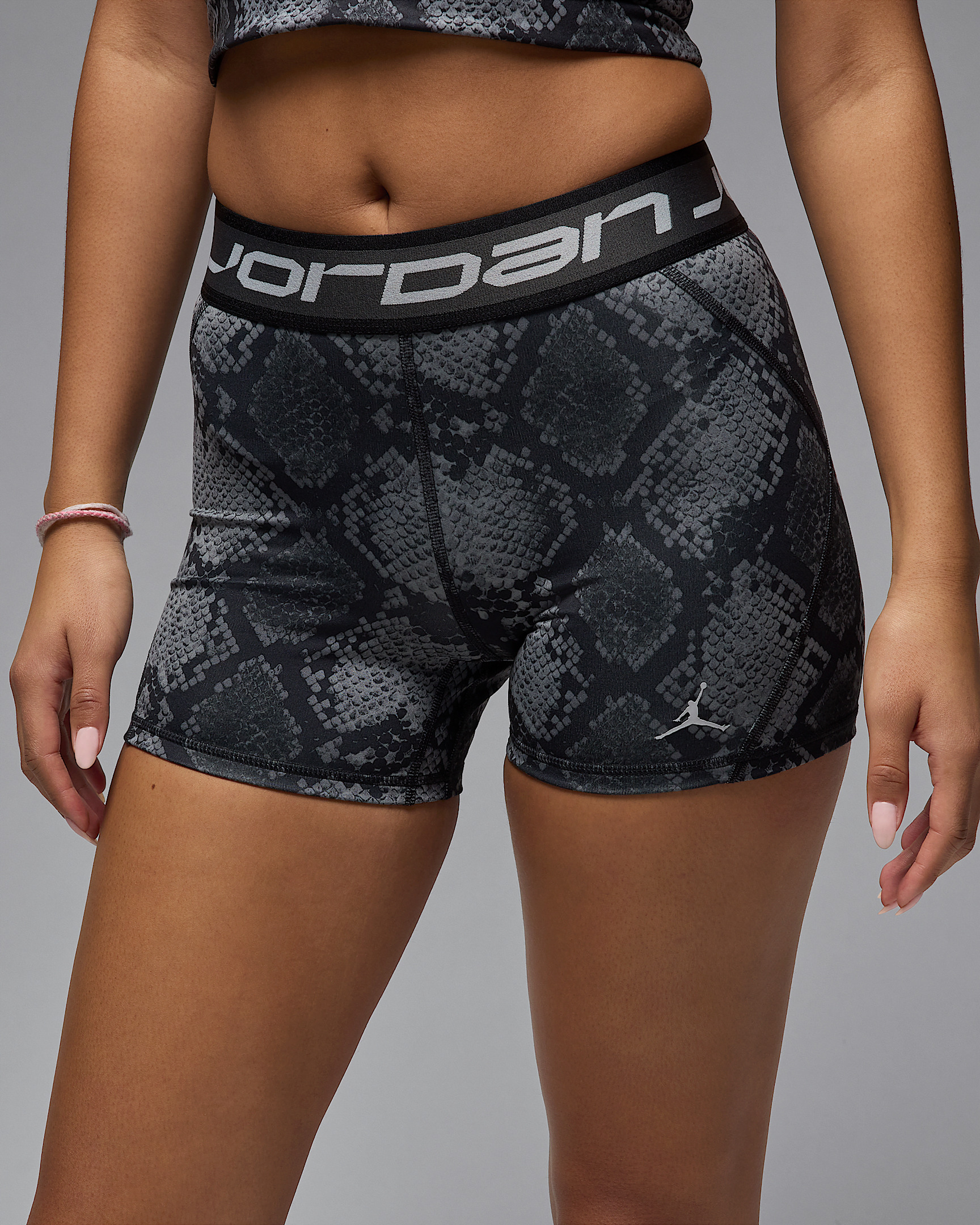 Jordan Sport Women's Shorts - 2
