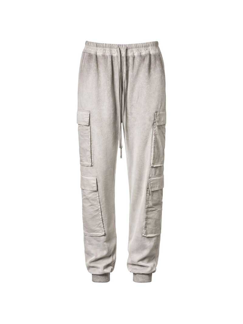 cargo-pockets trousers 1