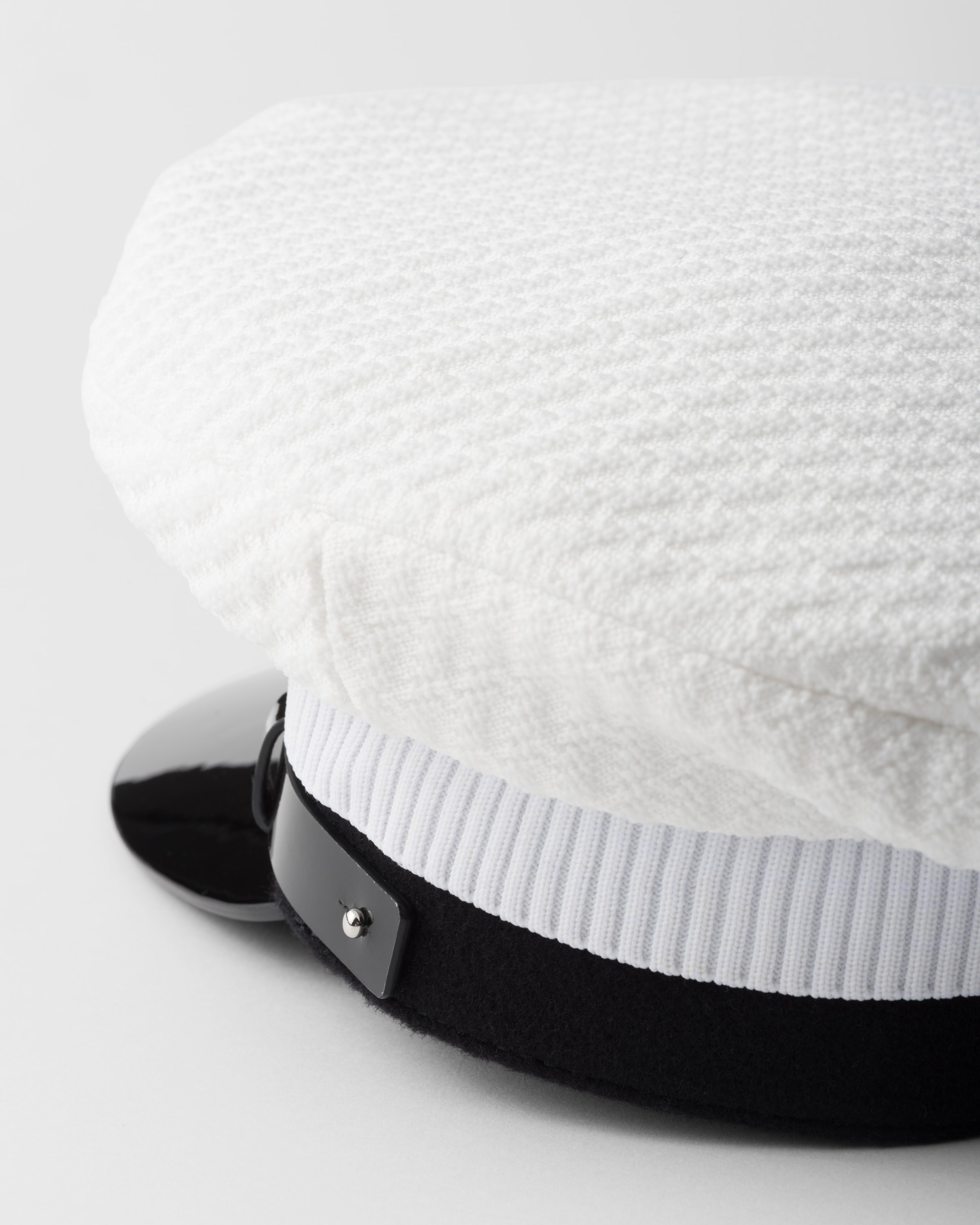 Knit and patent leather cap - 4