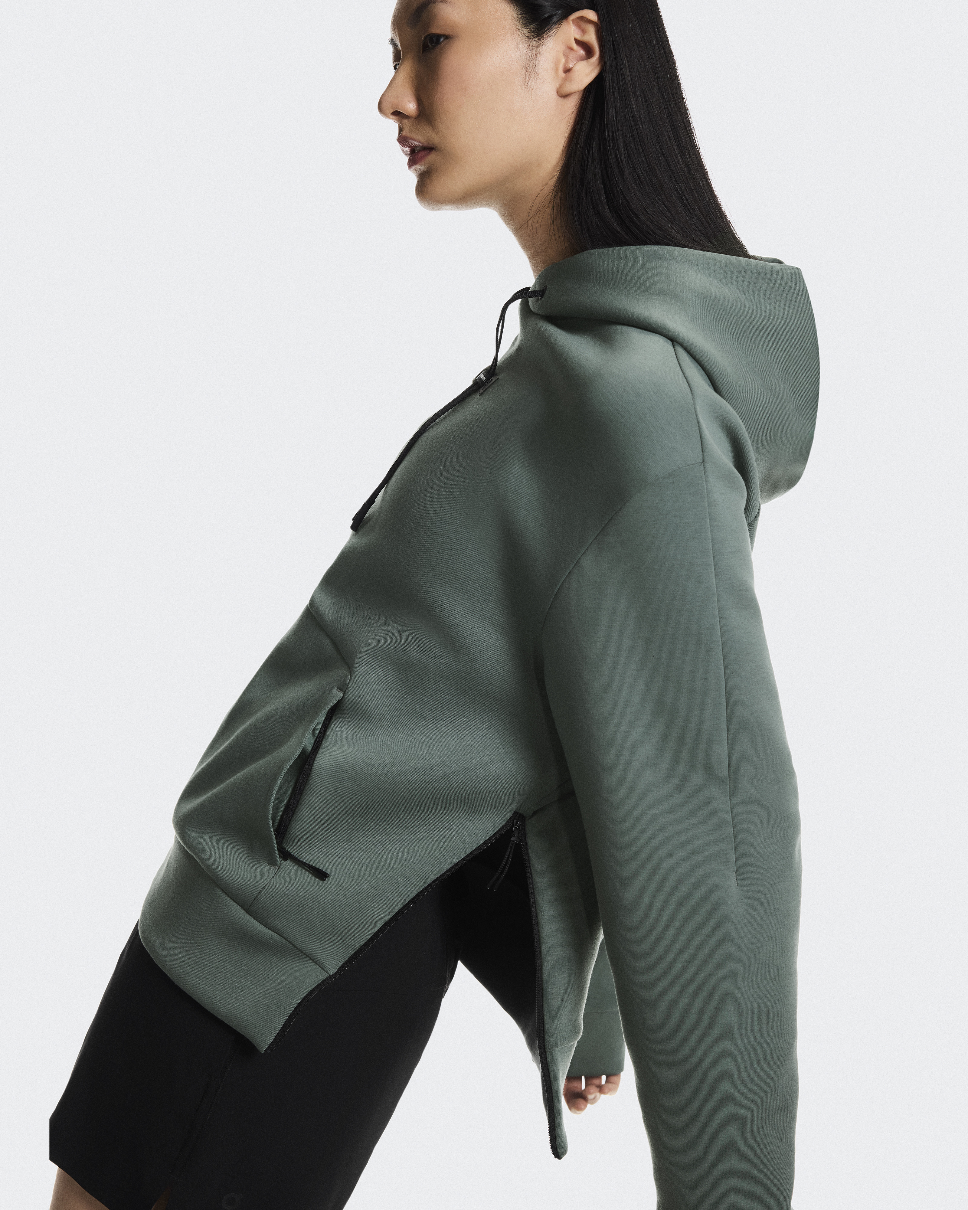 Focus Tech Hoodie - 6