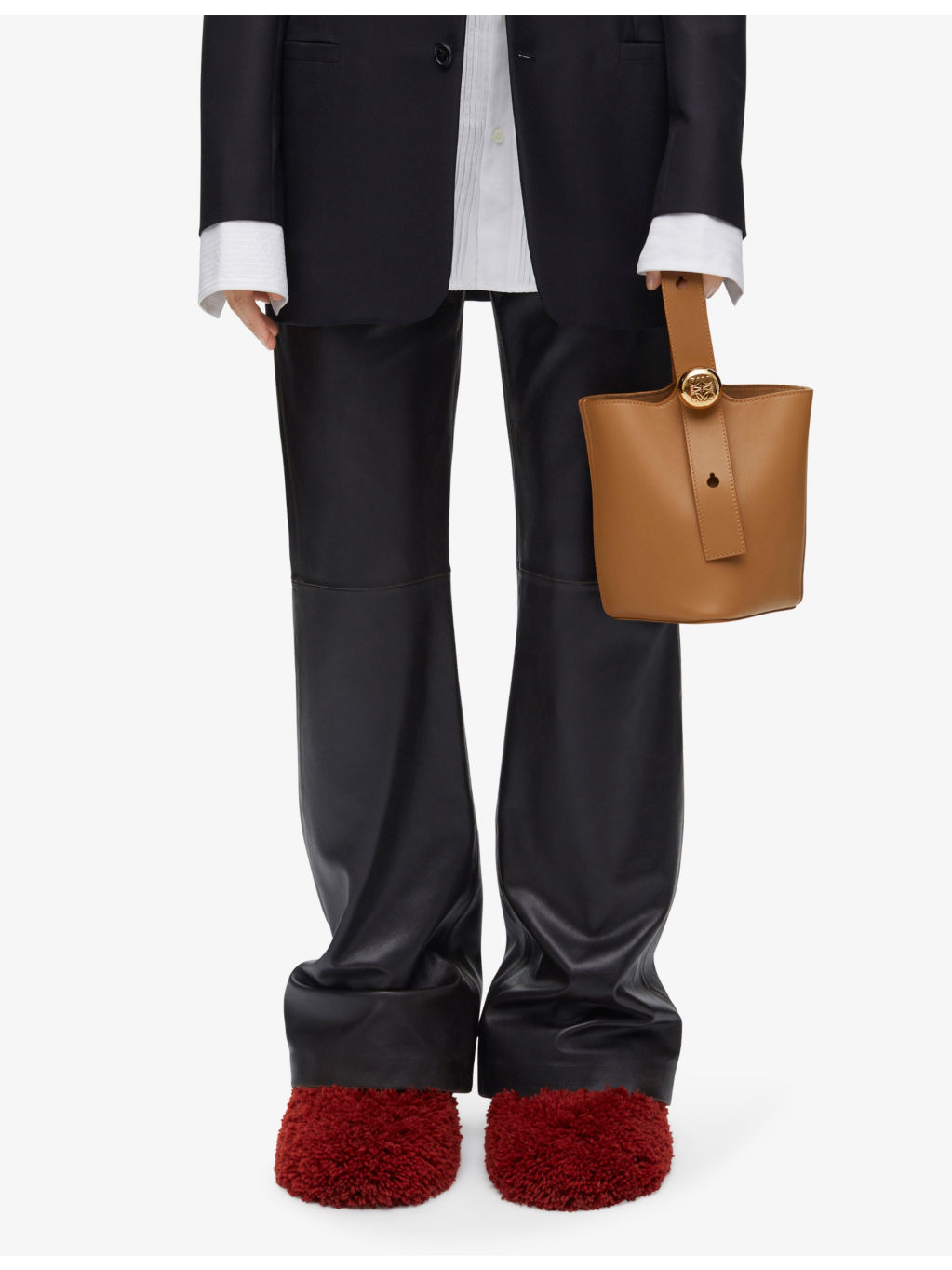 Pebble mini leather bucket bag - 5