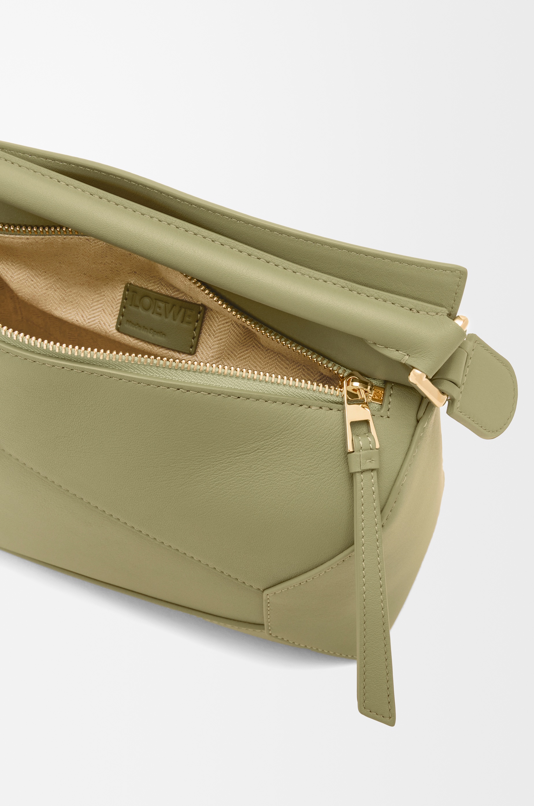 Small Puzzle bag in classic calfskin - 10