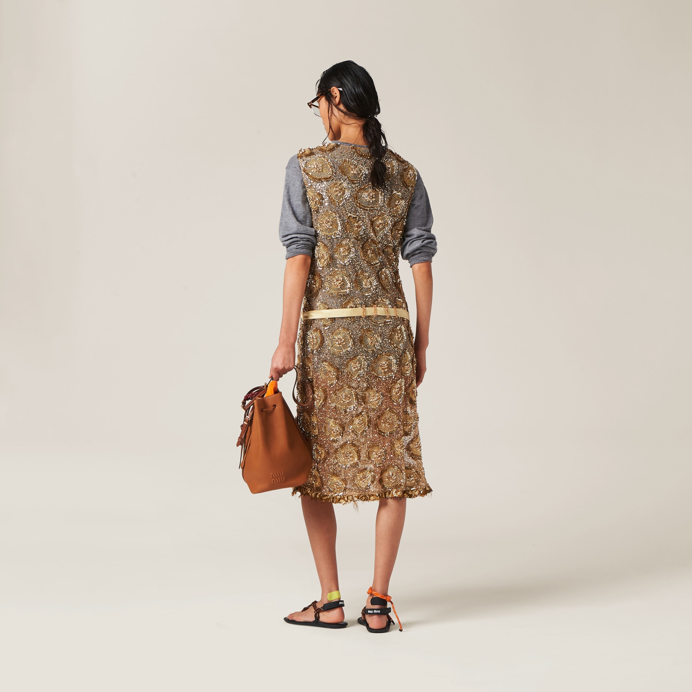 Tulle dress with floral embroidery - 3