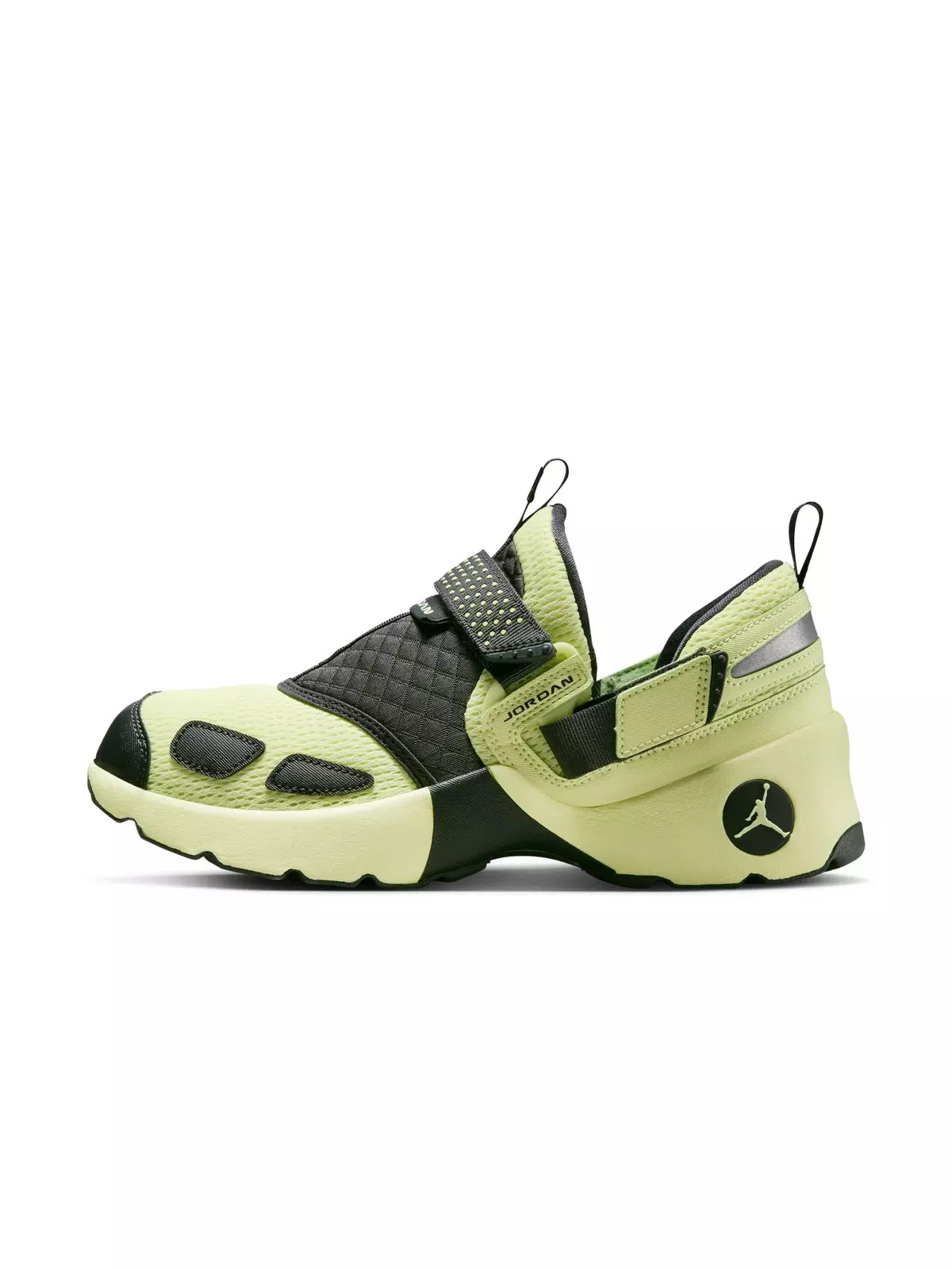 Trunner LX "Luminous Green" Women's Shoe - 10