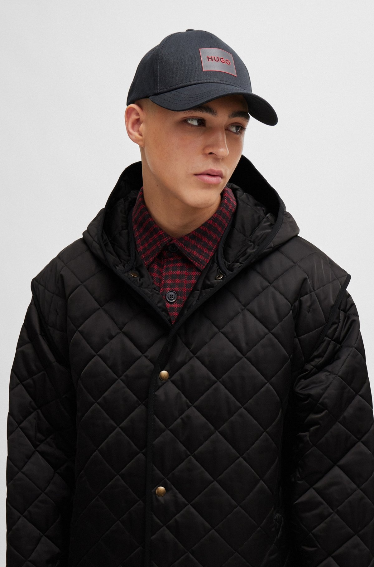 WATER-REPELLENT QUILTED COAT WITH DETACHABLE SLEEVES - 3